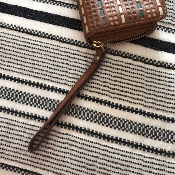 Brown leather fossil wristlet wallet - Picture 6 of 6